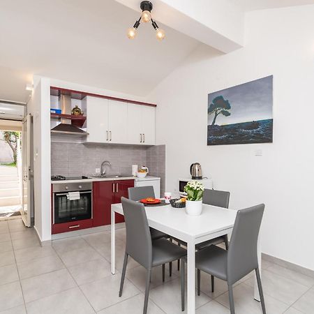 Apartment Laura ดูบรอฟนิก ภายนอก รูปภาพ